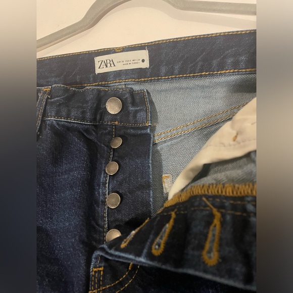 Women’s medium indigo straight leg denim - Picture 3 of 5